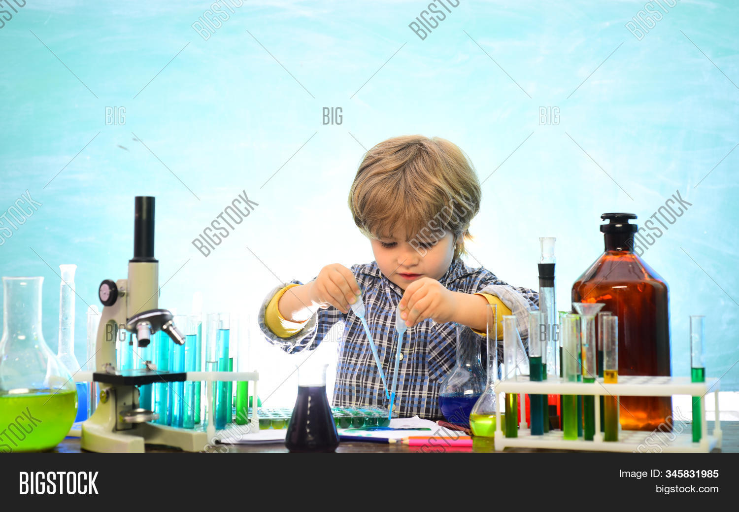 Little Kids Scientist Image & Photo (Free Trial) Bigstock