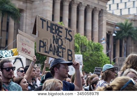 Brisbane, Queensland, Australia - 10th January 2020 : A Man Holds A Sign Protesting Government Inact