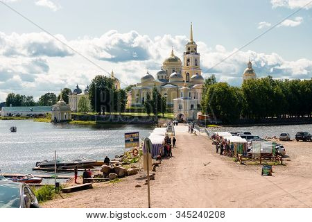 Stolobny Island, Russia - August 6, 2019: The Road To The Monastery. Nilo-stolobenskaya Pustyn -   I