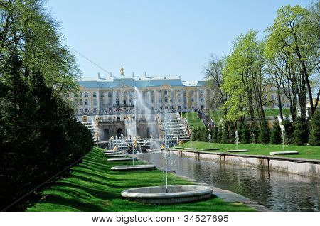 Peterhof Pałac i ogrody