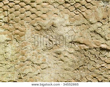 Surface extérieure du mur plâtré avec fil mesh