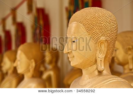 Das goldene Gesicht des buddha