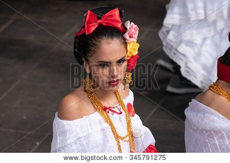 Xalapa, Veracruz, Mexico- November 24, 2019: Young Woman With Traditional Clothes During The Record 