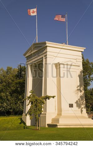 Surrey, British Columbia, Canada. Peace Arch. Triumphal Arch Dedicated To The Heroes Of Canada And T