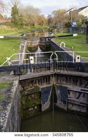 Top Lock Of Caen Hill Locks On The Kennet & Avon Canal, Devizes, Wiltshire 
Viewed From Devizes Town