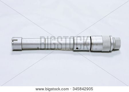 Calibration Bore Micrometer. Device For Accurate Measurement Of Hole Diameter.