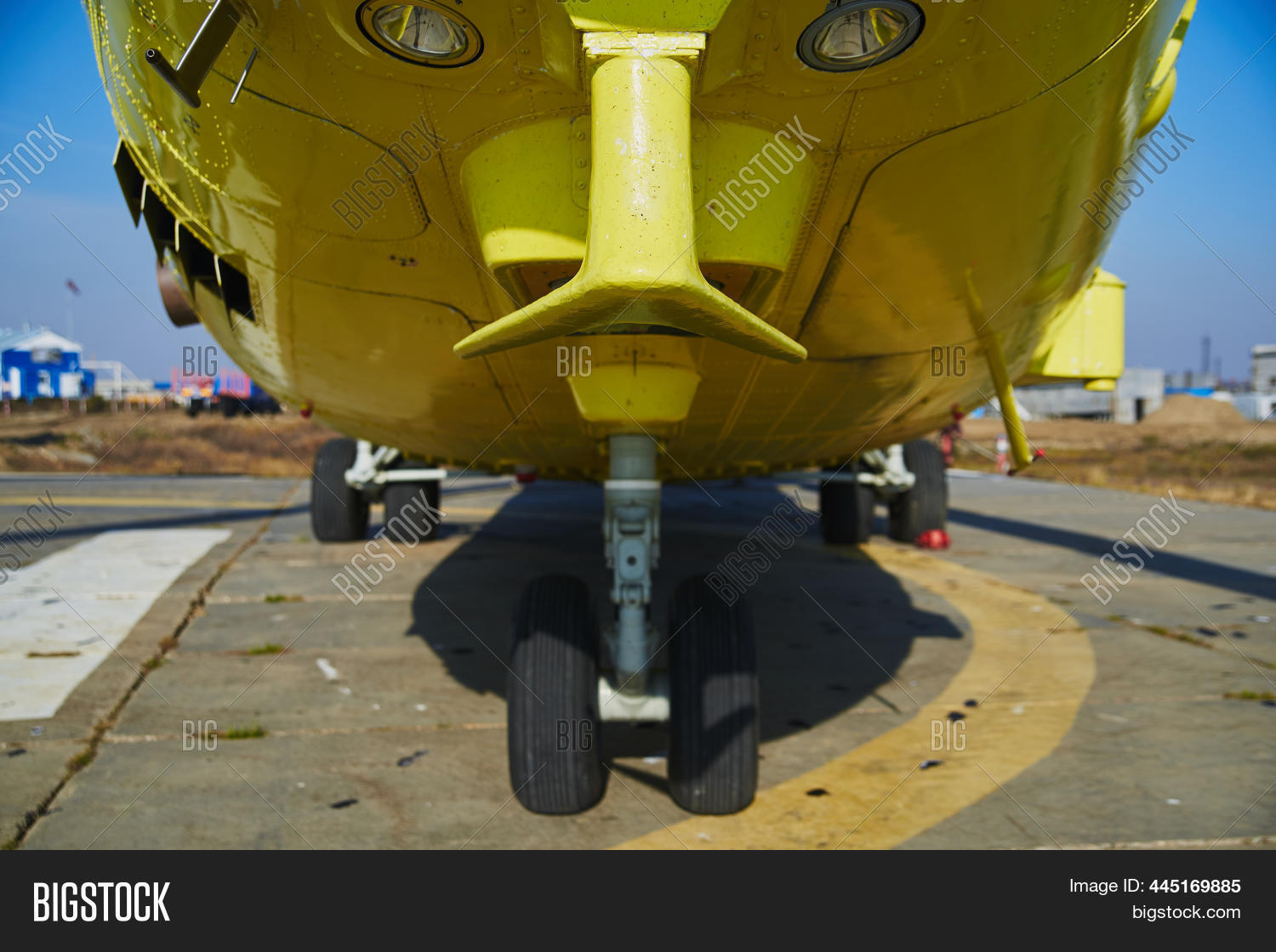 Helicopter Landing Image & Photo (Free Trial) Bigstock