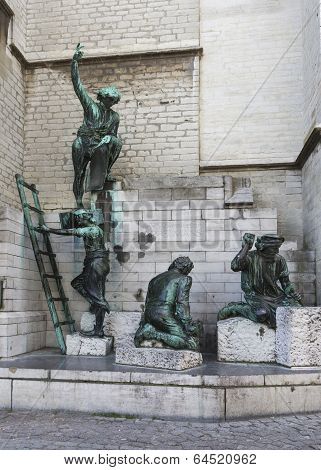 Statue Honoring Medieval Cathedral Builders In Antwerp.