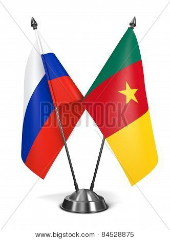 Russia and Cameroon - Miniature Flags.
