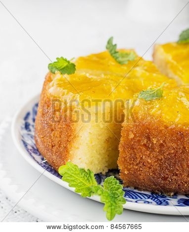 Orange Upside Down Cake with vanilla and honey
