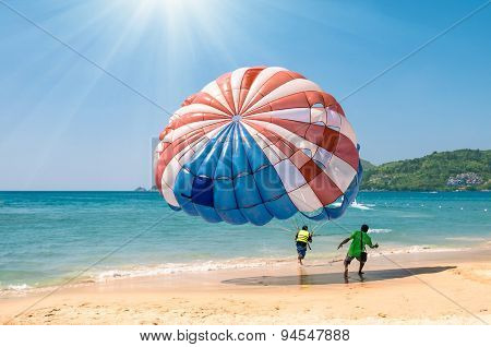 Parasailing At Patong Beach In Phuket - Thailand Extreme Sports