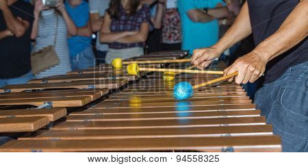 Marimba .