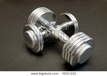 Halter ağırlık bir Fitness araç kullanıma hazır