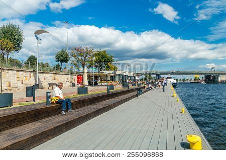 Szczecin, Poland - August 15, 2018: Oder Boulevard Known Also As Piastowski Boulevard In Szczecin.