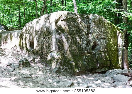 Tour To Shapsugskaya Anomalous Zone - Carved Rock In Prehistoric Shambala Stone-pit In Abinsk Foothi