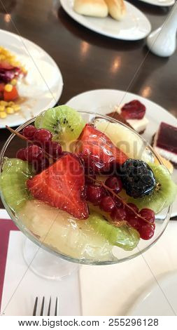 One Cup Dessert İs Enough For Happiness