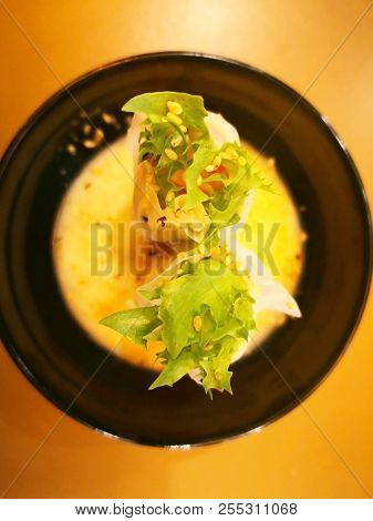 Roll Salad Is A Fusion Food. The Vegetables Are Wrapped With Large Strips Nooddle, Then Sprinkle Wit