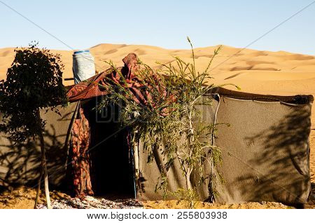 berber tent merzouga image photo free trial bigstock