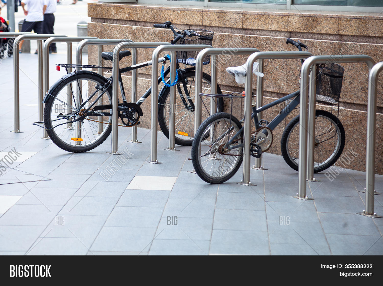 outdoor bike security