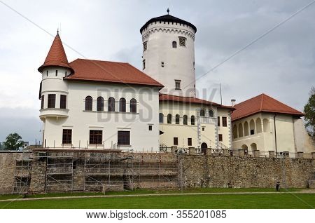 Zilina, Slovakia - May 12, 2019: Budatin Castle Under Reconstruction, Erect Scaffolding Next To Cast