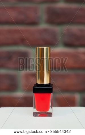 Coral Multi-functional Tint For Everyday Makeup. Especially For Cheeks And Lips. 2 In1 Beauty Mustha