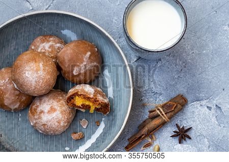Traditional Russian Honey Cake Or Gingerbread Called Pryanik. Cake With Fruit Jam And Honey Filling 