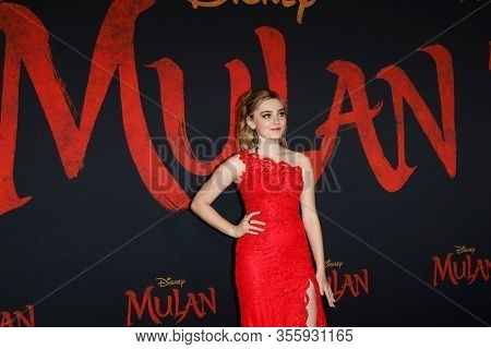 LOS ANGELES - MAR 9:  Meg Donnelly at the 