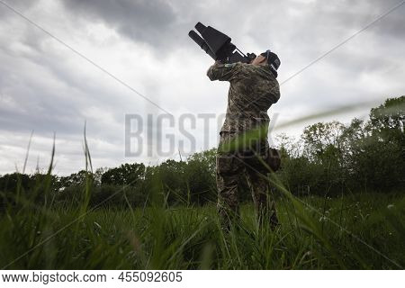 Presentation Of Anti-drone Rifle