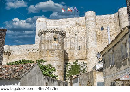 Street In The Village Of Fuentes De Valdepero With Its Majestic Castle Of The Fifteenth Century, Spa