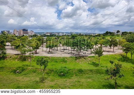 Taichung Central Park. Xitun District Shuinan Economic And Trade Area. The Second Largest Park In Ta
