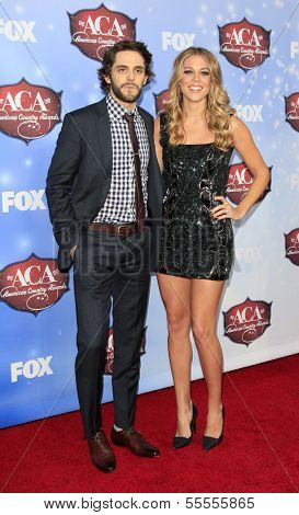 LAS VEGAS - DEC 10:  Thomas Rhett, Lauren Akins at the 2013 American Country Awards at Mandalay Bay Events Center on December 10, 2013 in Las Vegas, NV