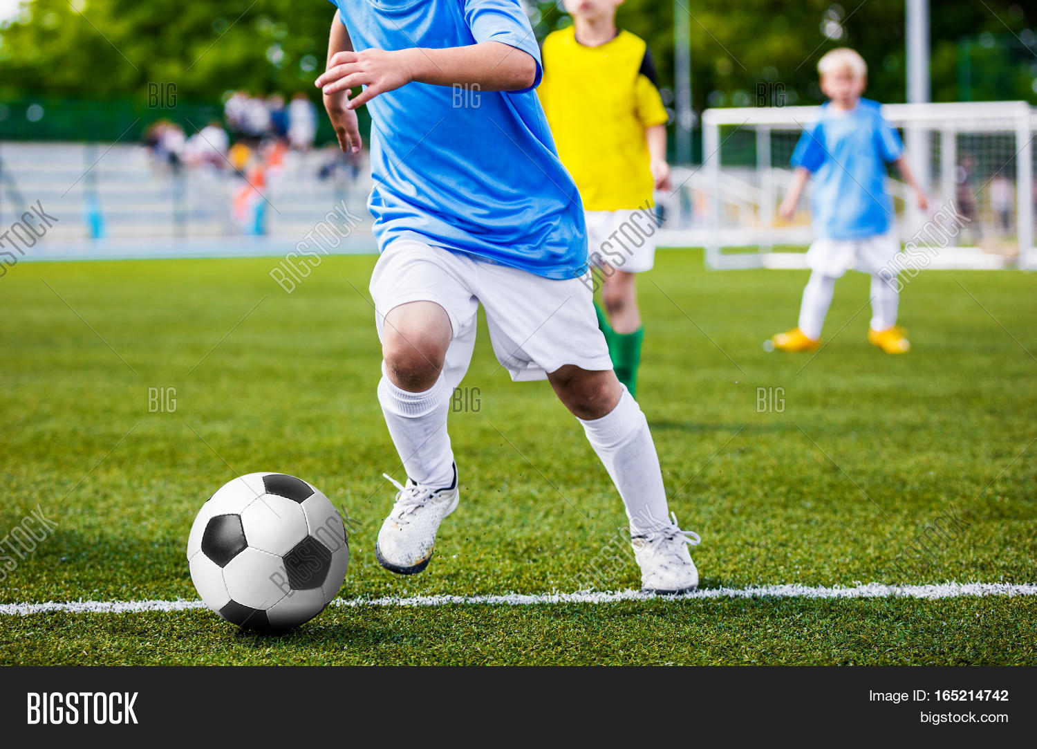 Running Soccer Player Image & Photo (Free Trial) Bigstock