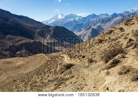 mountain trail trekking route Muktinath Lupra Himalayas Nepal