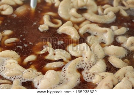 chitterlings stewed in the pot is delicious