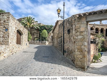 Spain Catalonia Girona Pals: The first mention Pals refer to the 9th century. Very beautiful medieval town . Stone streets buildings cozy little town Square an observation deck .