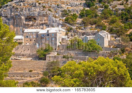 Pustinja Blaca Stone Desert Hermitage