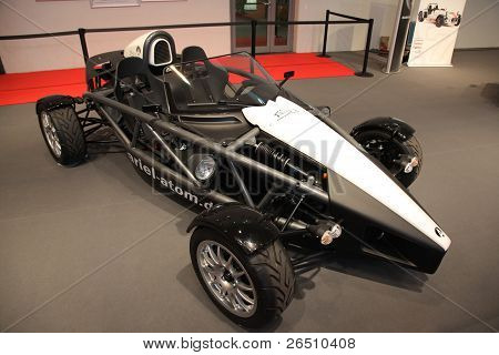 Essen - 29 listopada: Ariel Atom samochód sportowy