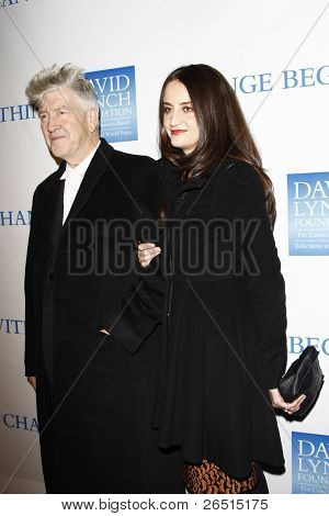 LOS ANGELES, CA - 3 dec: David Lynch ภรรยา Emily Stofle ที่ 3 ประจำปี 'เปลี่ยนแปลงเริ่มต้นใน' ได้