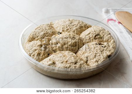 Round Halva / Helva With Pistachio / Kurek Helvasi