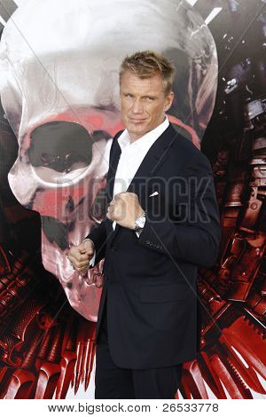 LOS ANGELES - AUG 3: Dolph Lundgren på Screening af 'The Expendables «afholdt på Grauman's kinesiske 