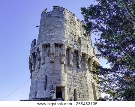 Warwick, Uk - October 21: Picture Of Warwick Castle - Caesars Tower On October 21, 2018 In Warwick, 