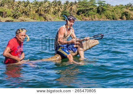 Baracoa, Cuba - Feb 5, 2016: Fishermen At The Mouth Of Rio Toa River Near Baracoa, Cuba