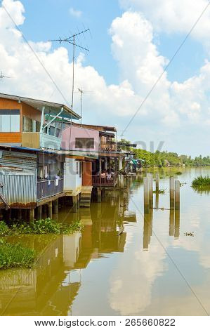 Wood Home In Waterfront Bang Pakong River, Thailand