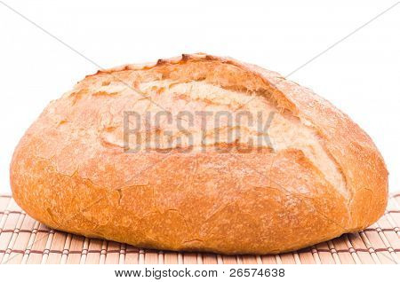 Vers brood van de tarwe. Geïsoleerd op witte achtergrond