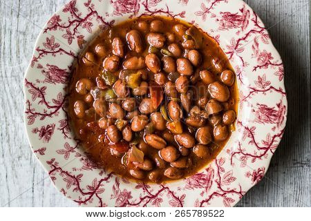 Bean Stew / Turkish Barbunya Pilaki.