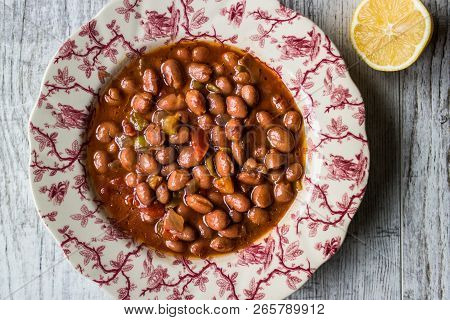 Bean Stew / Turkish Barbunya Pilaki.