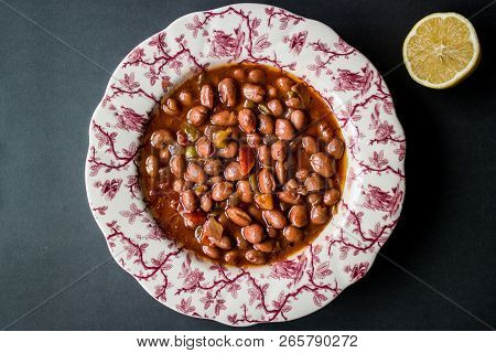 Bean Stew / Turkish Barbunya Pilaki.