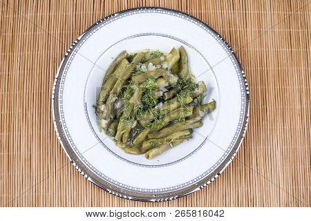 Turkish Food Broad Beans, Dill And Olive Oil / Zeytinyagli Bakla.