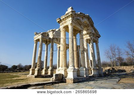 The Temple Of Aphrodite In Aphrodisias Turkey (aydin / Turkey)