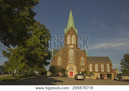 The Front View Of The Capitol Hill Lutheran Church, Des Moines, Iowa, Usa